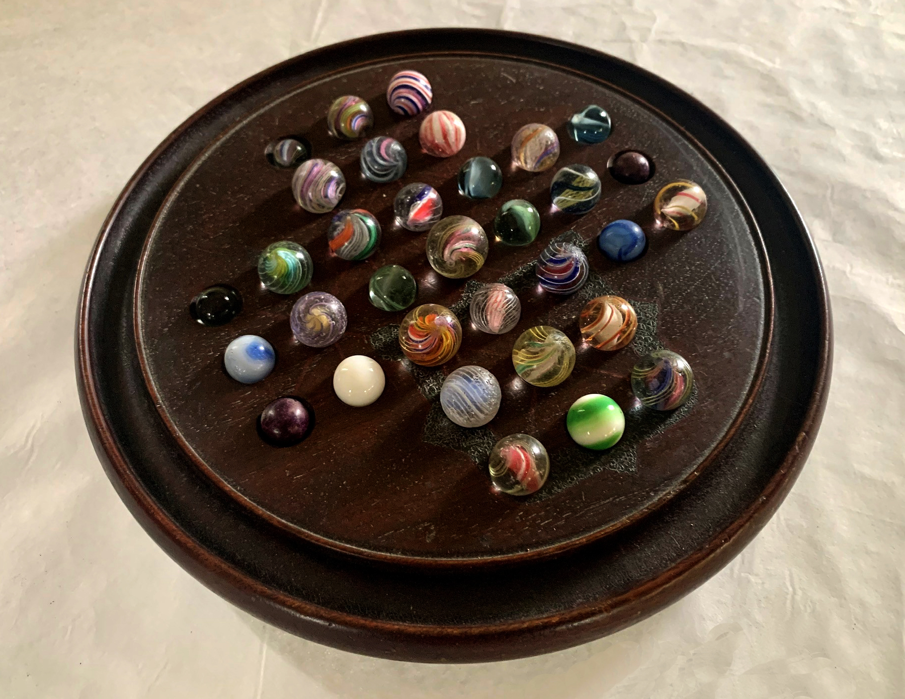 Marble Solitaire - House of Marbles